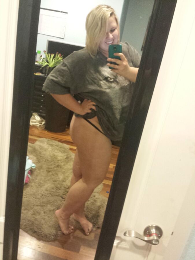 Hot chubby blonde 22 of 150 pics