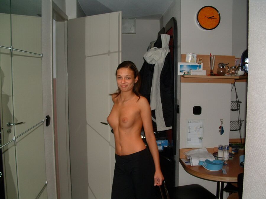 Free porn pics of Amatuer Polish Girlfriend 18 of 98 pics