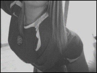 Free porn pics of sexy scottish girls wearng glasgw celtic football tops 19 of 68 pics