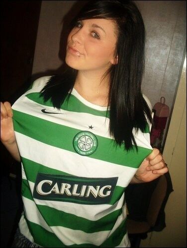 Free porn pics of sexy scottish girls wearng glasgw celtic football tops 4 of 68 pics