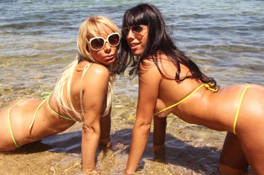 Free porn pics of Black and Blonde Beach Bimbo Friends 18 of 24 pics