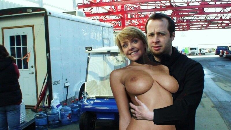 Free porn pics of Amanda Tapping nude and cuddly 7 of 12 pics