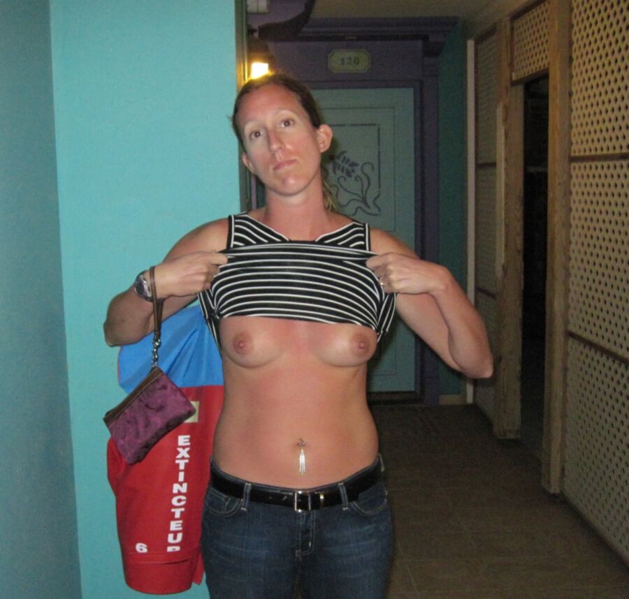 Free porn pics of Sexy milf shows off 19 of 42 pics