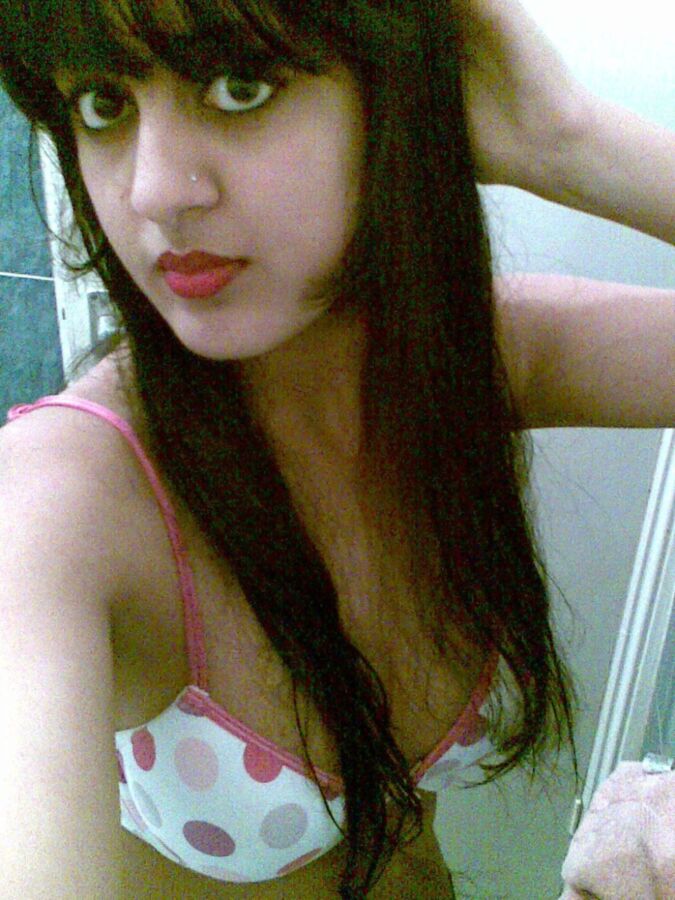 Free porn pics of Desi NUDE Hot Indian Girls And Aunties 22 of 40 pics