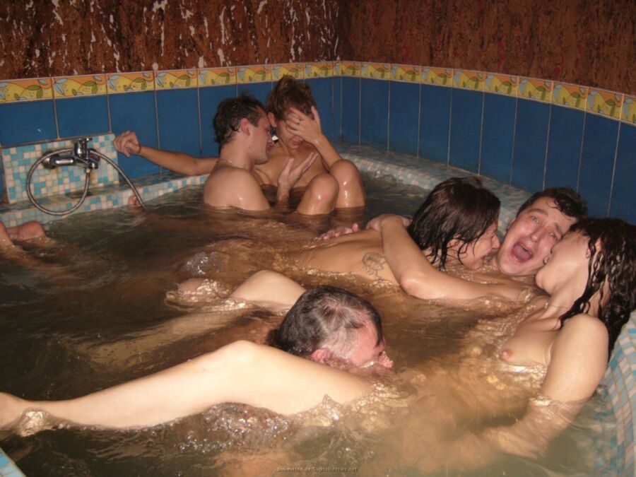 Free porn pics of All in the hottub 3 of 104 pics