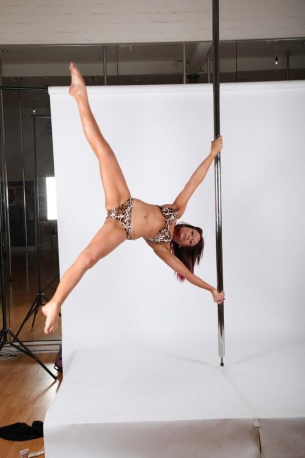 Free porn pics of old shoot with pole 1 of 21 pics