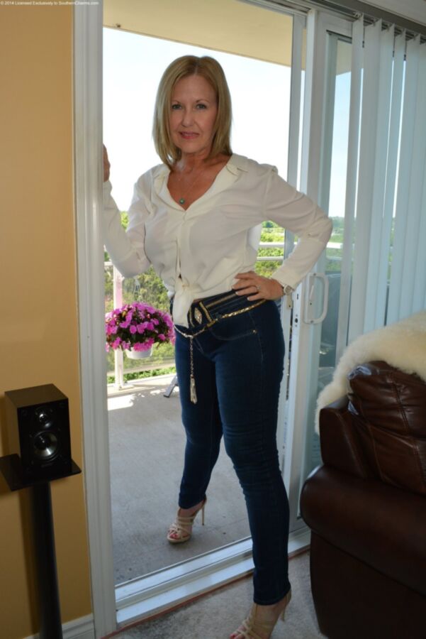 Free porn pics of MILF in jeans 14 of 46 pics