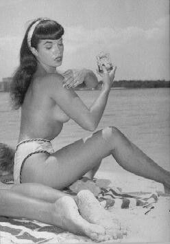 Free porn pics of Betty Page-The Original SG girl 1 of 65 pics