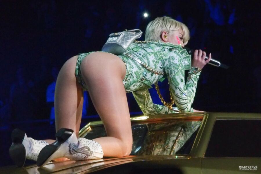 Free porn pics of Miley Cyrus - hot and kinky 21 of 67 pics