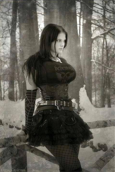 Free porn pics of Metal and gothic beauty 10 of 61 pics