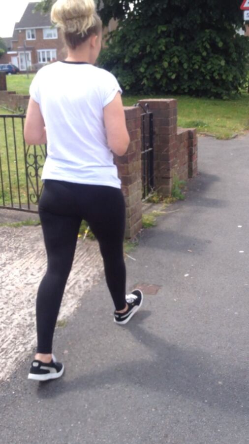 Free porn pics of Chav MILF with an amazing arse/panty lines! [UK Candid] 2 of 83 pics