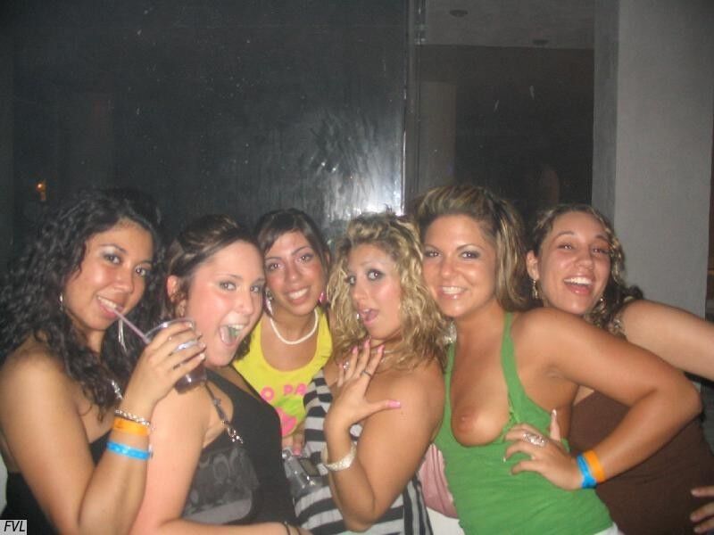 Free porn pics of drunk girls mostly 24 of 330 pics