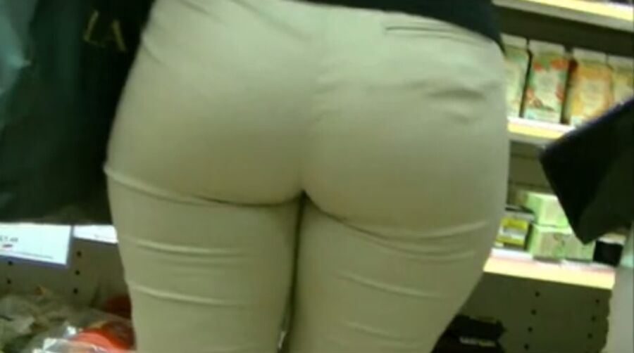 Free porn pics of Curvy, round milf ass in tight khaki pants 12 of 22 pics