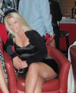 Free porn pics of Esther my fav mature MILF fuckdoll needs to used by BBC 10 of 14 pics