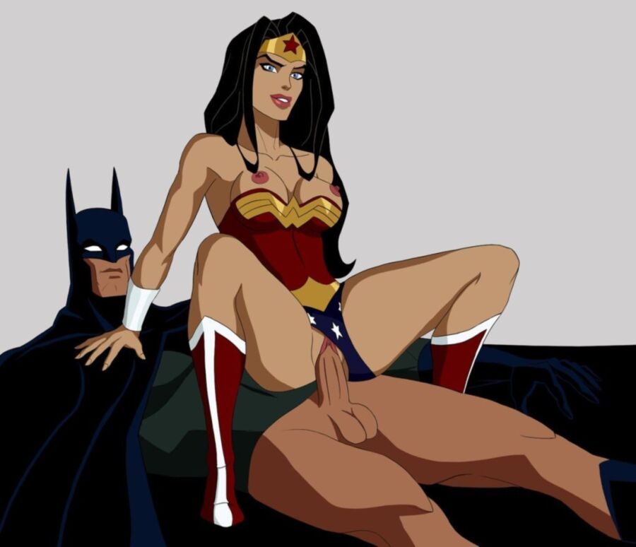 Free porn pics of Batman and Wonder woman 4 of 8 pics