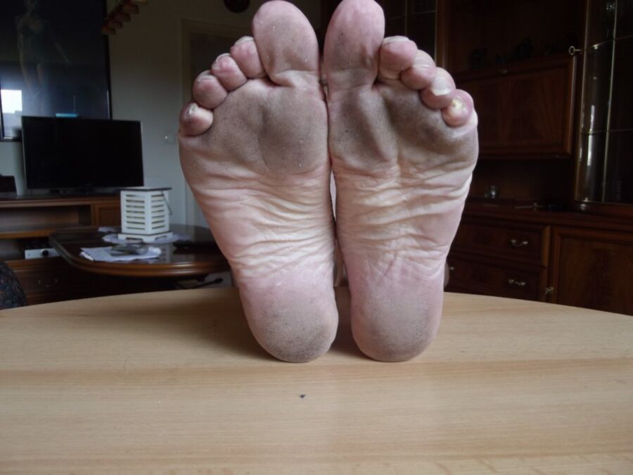 Free porn pics of WEIGHTS & FEET 7 of 77 pics