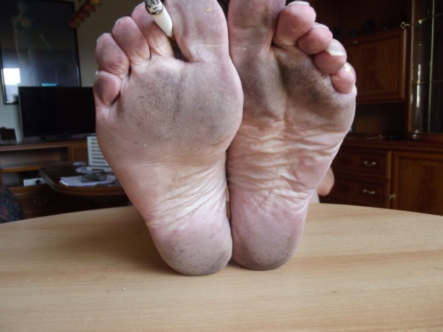 Free porn pics of WEIGHTS & FEET 17 of 77 pics