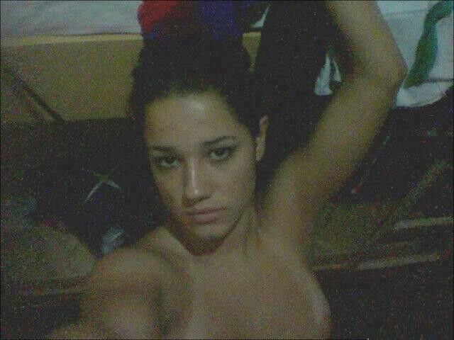 Free porn pics of Self-shooting latina with nice tits 10 of 28 pics