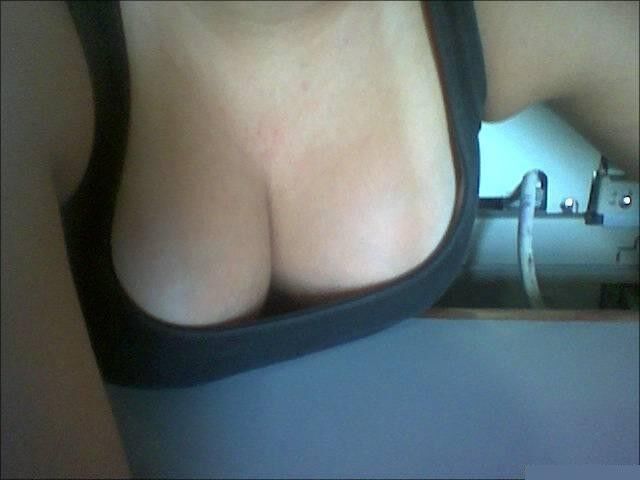 Free porn pics of Self-shooting latina with nice tits 13 of 28 pics