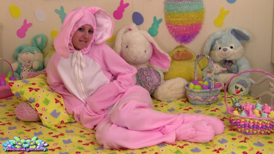 Free porn pics of MichelleLynn in a bunny costume 2 of 90 pics