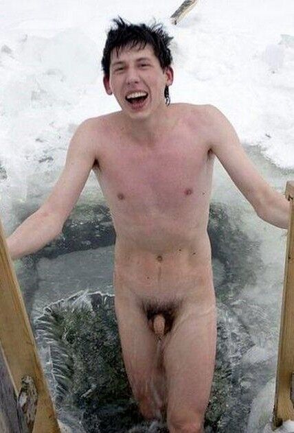 Free porn pics of winter with nude men 20 of 22 pics