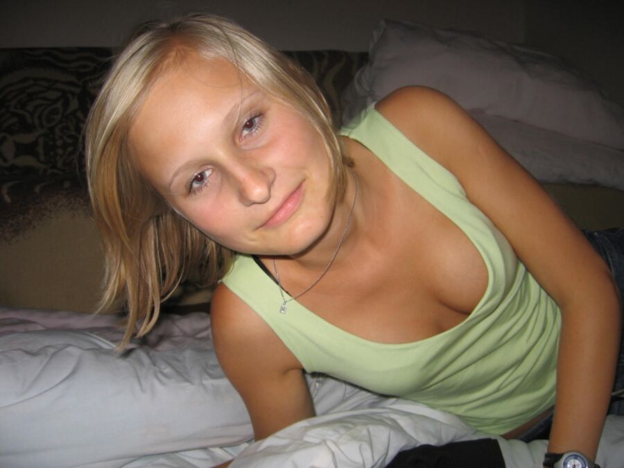 Free porn pics of Young blonde girlfriend 20 of 143 pics